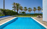 Villa for rent with amazing poolside oasis with ocean view and lush garden